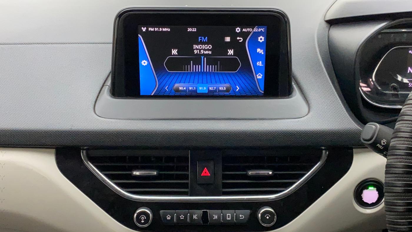 2020 Tata NEXON XZA PLUS PETROL DUAL TONE, Petrol, Automatic, 59,649 km, Infotainment System
