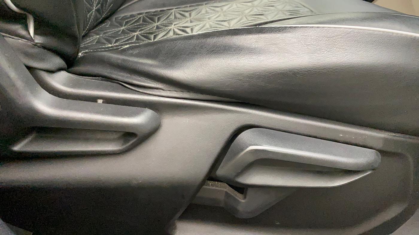 2020 Tata NEXON XZA PLUS PETROL DUAL TONE, Petrol, Automatic, 59,649 km, Driver Side Adjustment Panel