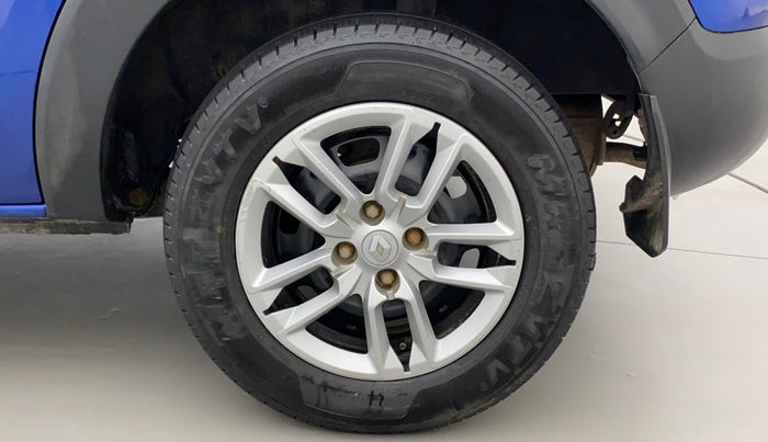 2020 Renault TRIBER RXT AMT, Petrol, Automatic, 27,380 km, Left Rear Wheel