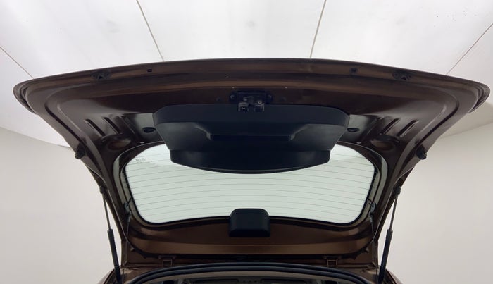 2013 Renault Duster 85 PS RXL, Diesel, Manual, 66,084 km, Boot Door Open