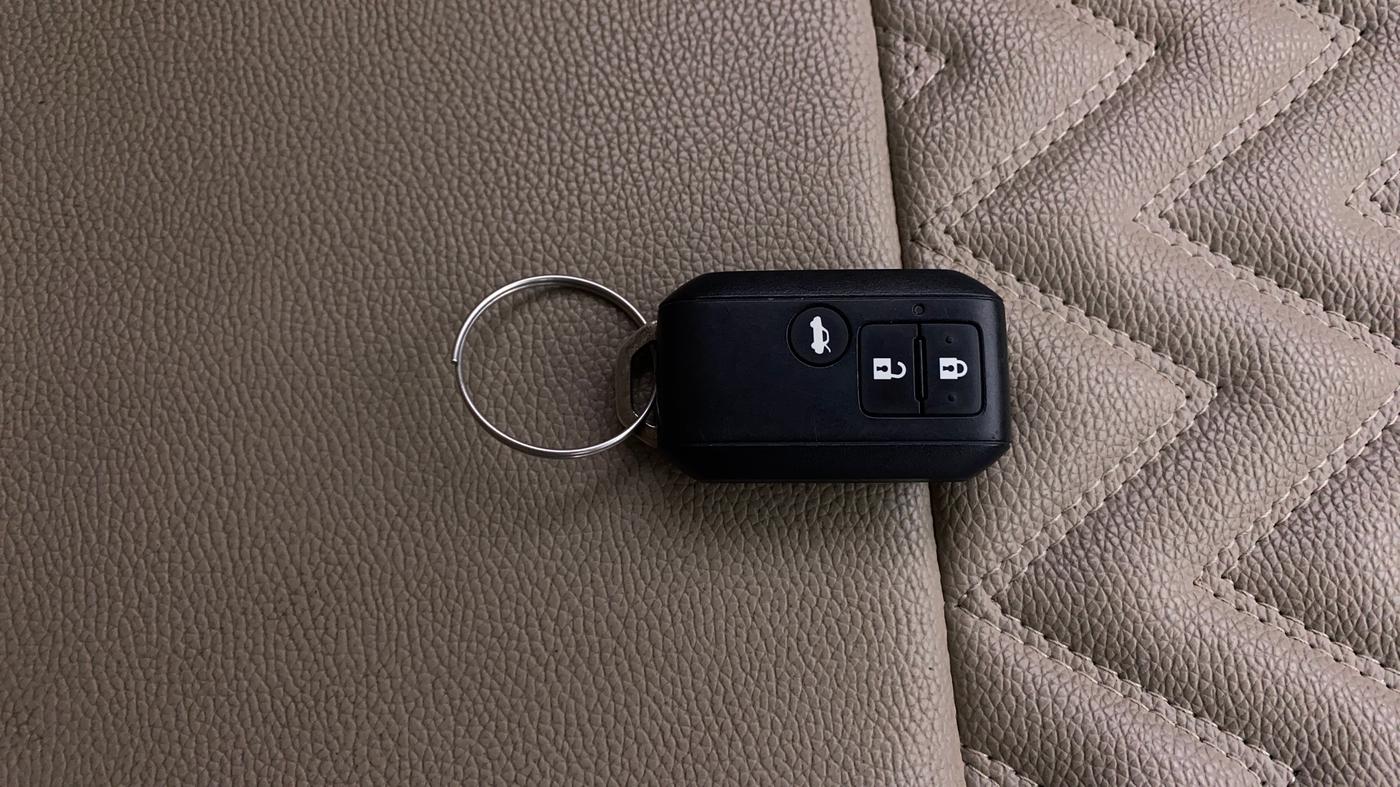 2021 Maruti Dzire ZXI, Petrol, Manual, 31,530 km, Key Close Up
