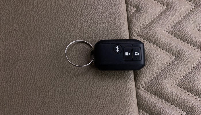 2021 Maruti Dzire ZXI, Petrol, Manual, 31,530 km, Key Close Up