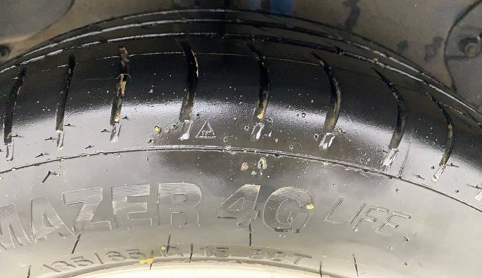 2014 Tata Zest XM PETROL, Petrol, Manual, 89,294 km, Right Rear Tyre Tread