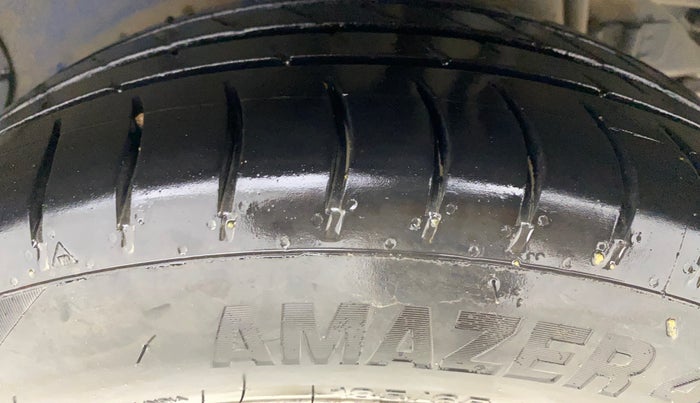 2014 Tata Zest XM PETROL, Petrol, Manual, 89,294 km, Left Rear Tyre Tread