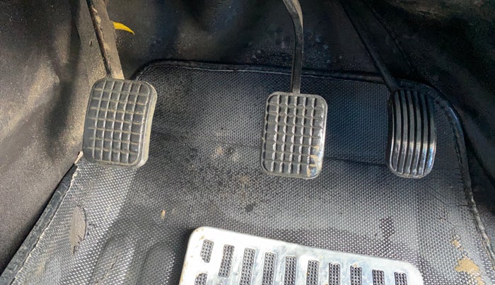 2014 Tata Zest XM PETROL, Petrol, Manual, 89,294 km, Pedals