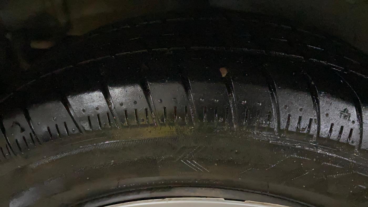 2020 Maruti Celerio ZXI, Petrol, Manual, 77,618 km, Right Rear Tyre Tread