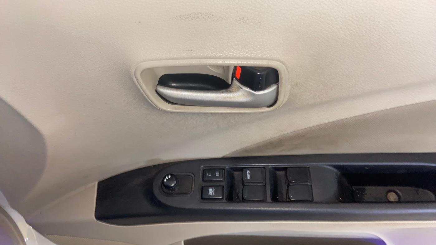 2020 Maruti Celerio ZXI, Petrol, Manual, 77,618 km, Driver Side Door Panels Control