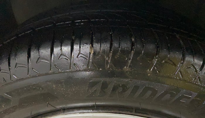 2020 Maruti Celerio ZXI, Petrol, Manual, 77,616 km, Left Front Tyre Tread