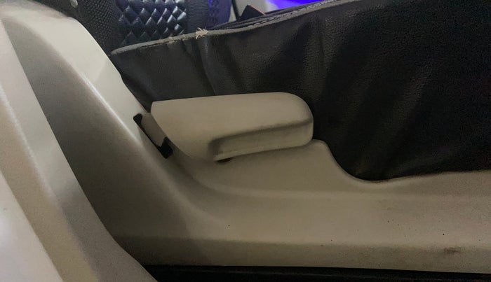 2020 Maruti Celerio ZXI, Petrol, Manual, 77,616 km, Driver Side Adjustment Panel