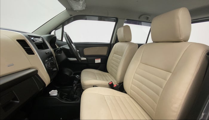 2017 Maruti Wagon R 1.0 LXI CNG, CNG, Manual, 37,026 km, Right Side Front Door Cabin
