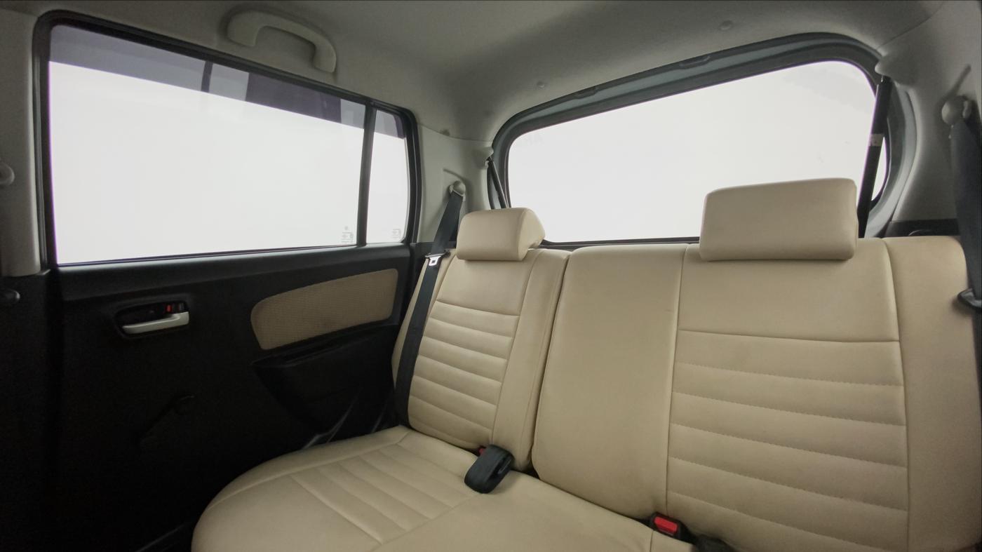 2017 Maruti Wagon R 1.0 LXI CNG, CNG, Manual, 37,026 km, Right Side Rear Door Cabin