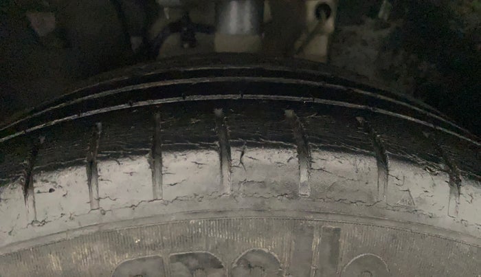 2021 Tata ALTROZ XZ PETROL, Petrol, Manual, 93,195 km, Left Front Tyre Tread