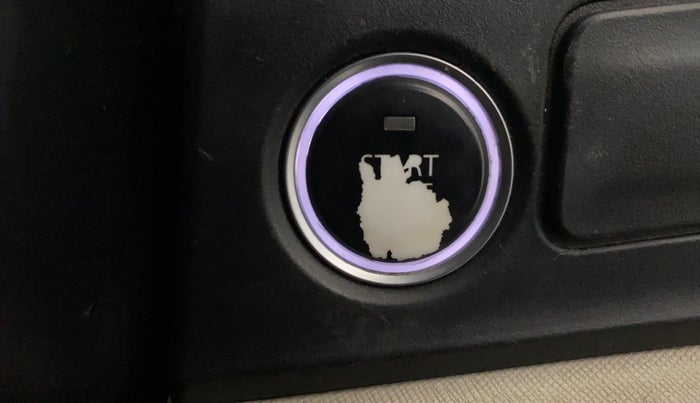 2021 Tata ALTROZ XZ PETROL, Petrol, Manual, 93,195 km, Keyless Start/ Stop Button