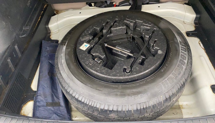 2018 Hyundai Creta SX 1.6 DIESEL, Diesel, Manual, 1,41,898 km, Spare Tyre