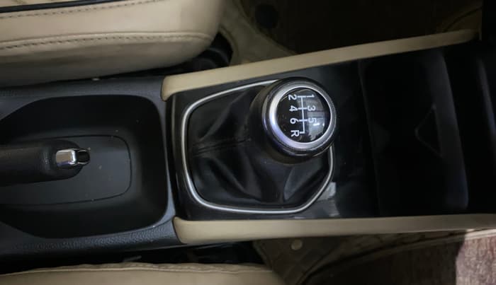 2023 Honda City 1.5L I-VTEC V MT 5TH GEN, Petrol, Manual, 44,323 km, Gear Lever
