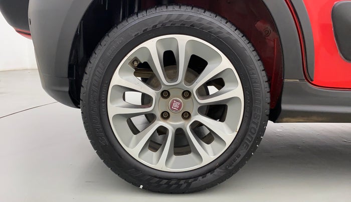 2014 Fiat Avventura EMOTION MULTIJET 1.3, Diesel, Manual, 33,350 km, Right Rear Wheel