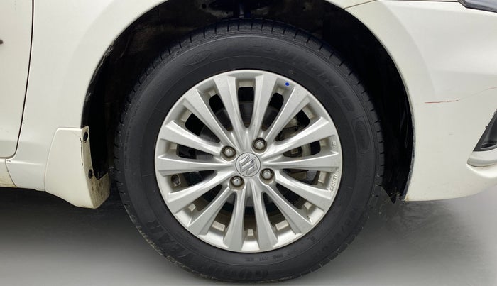 2022 Maruti Ciaz ZETA 1.5 SHVS MT PETROL, Petrol, Manual, 36,221 km, Right Front Wheel
