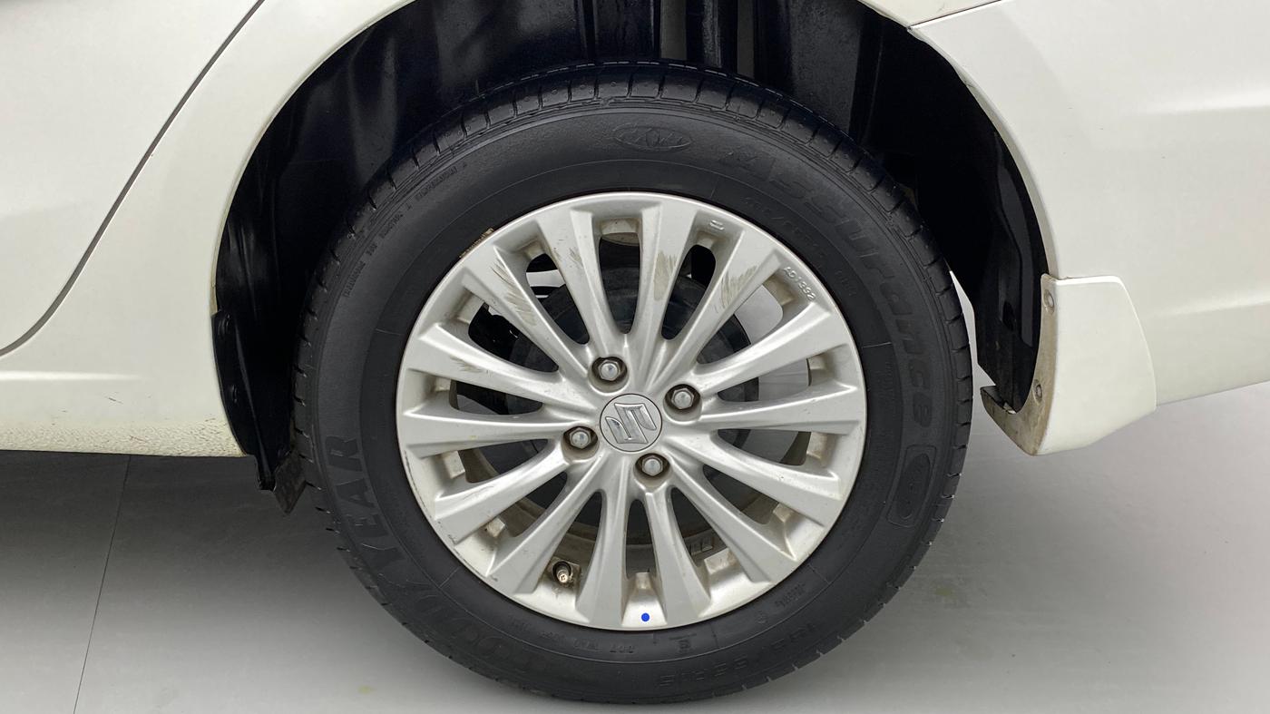 2022 Maruti Ciaz ZETA 1.5 SHVS MT PETROL, Petrol, Manual, 36,221 km, Left Rear Wheel
