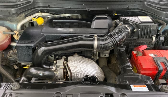 2019 Mahindra XUV300 W8 (O) 1.5 DIESEL AMT, Diesel, Automatic, 55,796 km, Engine View