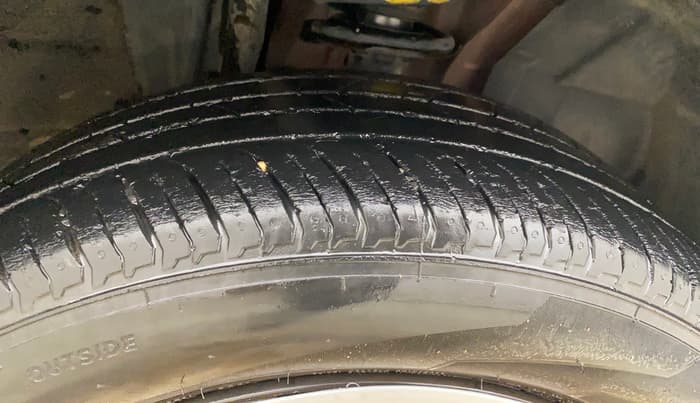 2021 Nissan MAGNITE XL, Petrol, Manual, 30,841 km, Right Front Tyre Tread