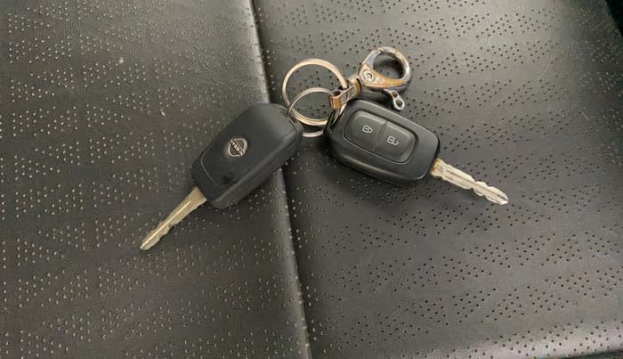 2021 Nissan MAGNITE XL, Petrol, Manual, 30,841 km, Key Close Up