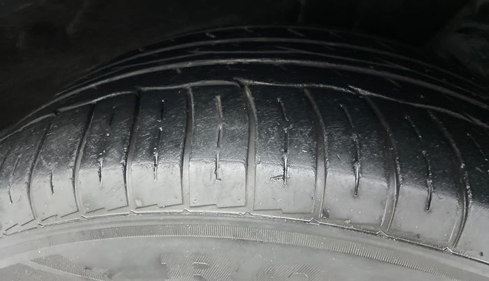 2015 Audi Q3 35 TDI Quattro, Diesel, Automatic, 52,771 km, Left Front Tyre Tread
