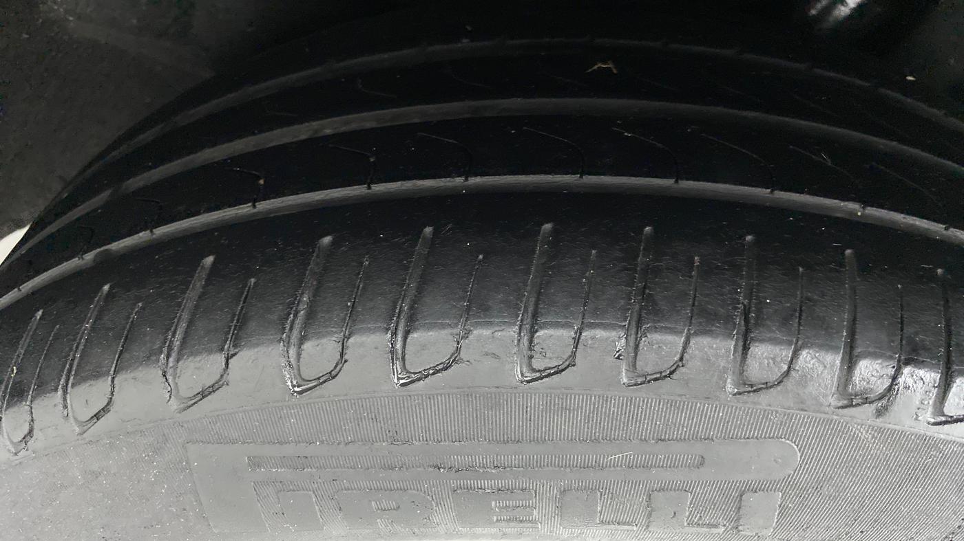 2015 Audi Q3 35 TDI Quattro, Diesel, Automatic, 52,771 km, Right Rear Tyre Tread