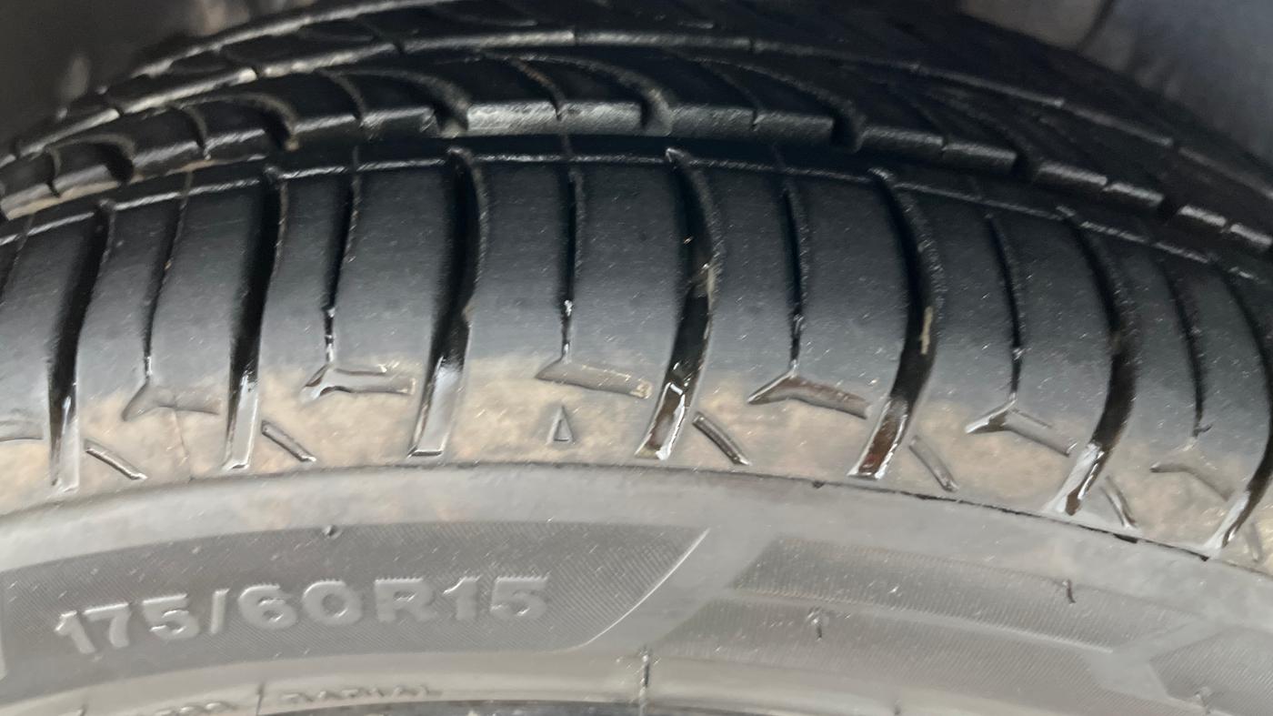 2020 Tata Tiago XZ PLUS PETROL, Petrol, Manual, 53,908 km, Left Front Tyre Tread