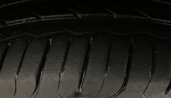2019 Maruti Baleno ZETA CVT PETROL 1.2, Petrol, Automatic, 57,289 km, Left Front Tyre Tread