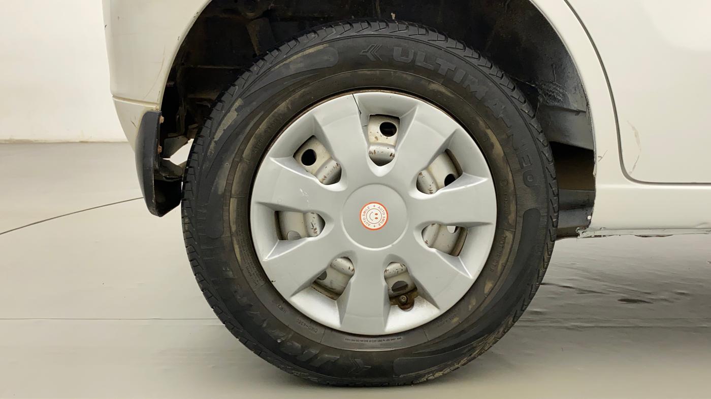 2017 Maruti Wagon R 1.0 LXI CNG, CNG, Manual, 80,667 km, Right Rear Wheel