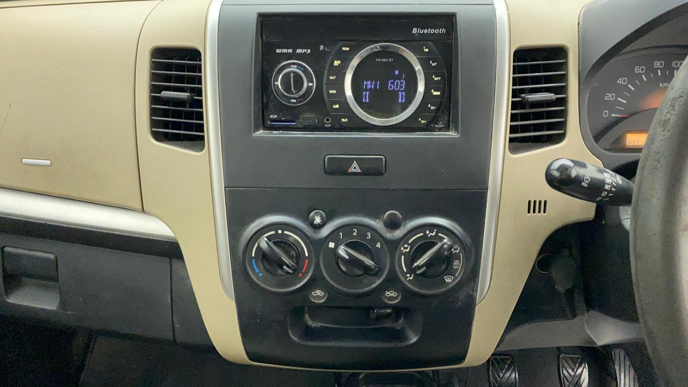 2017 Maruti Wagon R 1.0 LXI CNG, CNG, Manual, 80,667 km, Air Conditioner