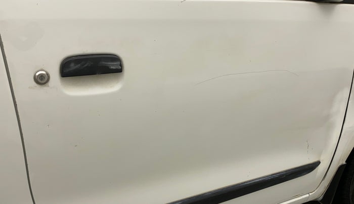 2017 Maruti Wagon R 1.0 LXI CNG, CNG, Manual, 80,667 km, Driver-side door - Minor scratches