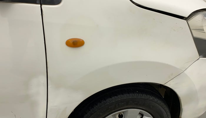 2017 Maruti Wagon R 1.0 LXI CNG, CNG, Manual, 80,667 km, Right fender - Paint has minor damage
