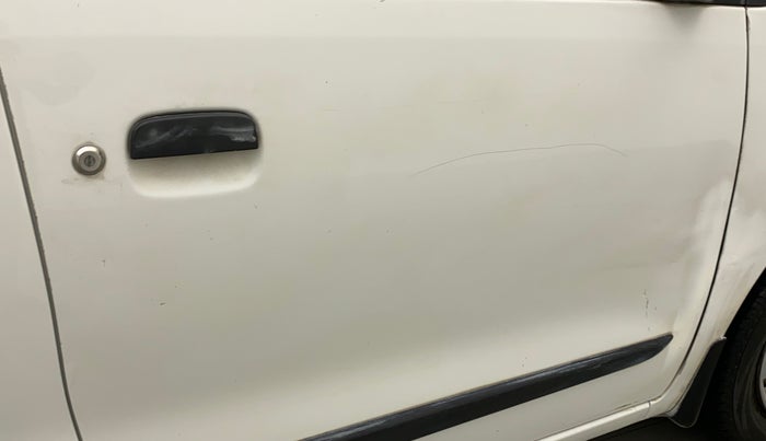 2017 Maruti Wagon R 1.0 LXI CNG, CNG, Manual, 80,667 km, Driver-side door - Slightly dented