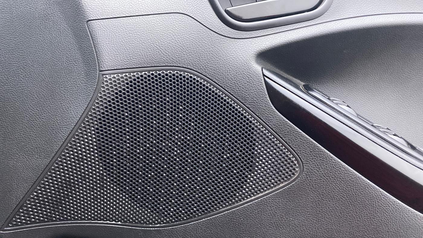 2019 Ford New Figo TITANIUM 1.5 PETROL AT, Petrol, Automatic, 38,909 km, Speaker