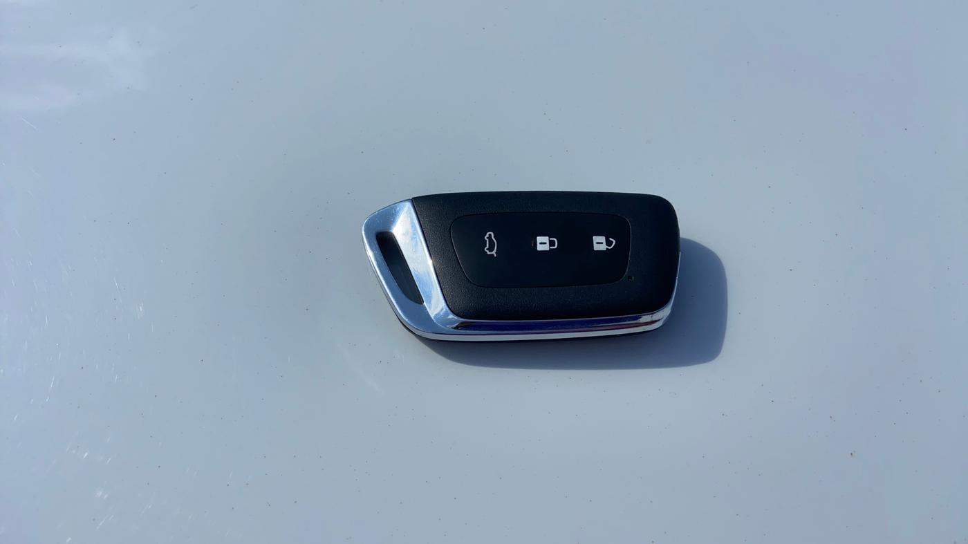 2023 MG HECTOR SHARP 2.0 DIESEL, Diesel, Manual, 35,305 km, Key Close Up