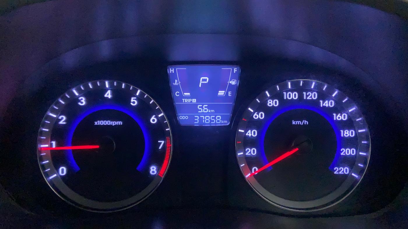 2014 Hyundai Verna FLUIDIC 1.6 VTVT SX AT, CNG, Automatic, 38,034 km, Odometer Image