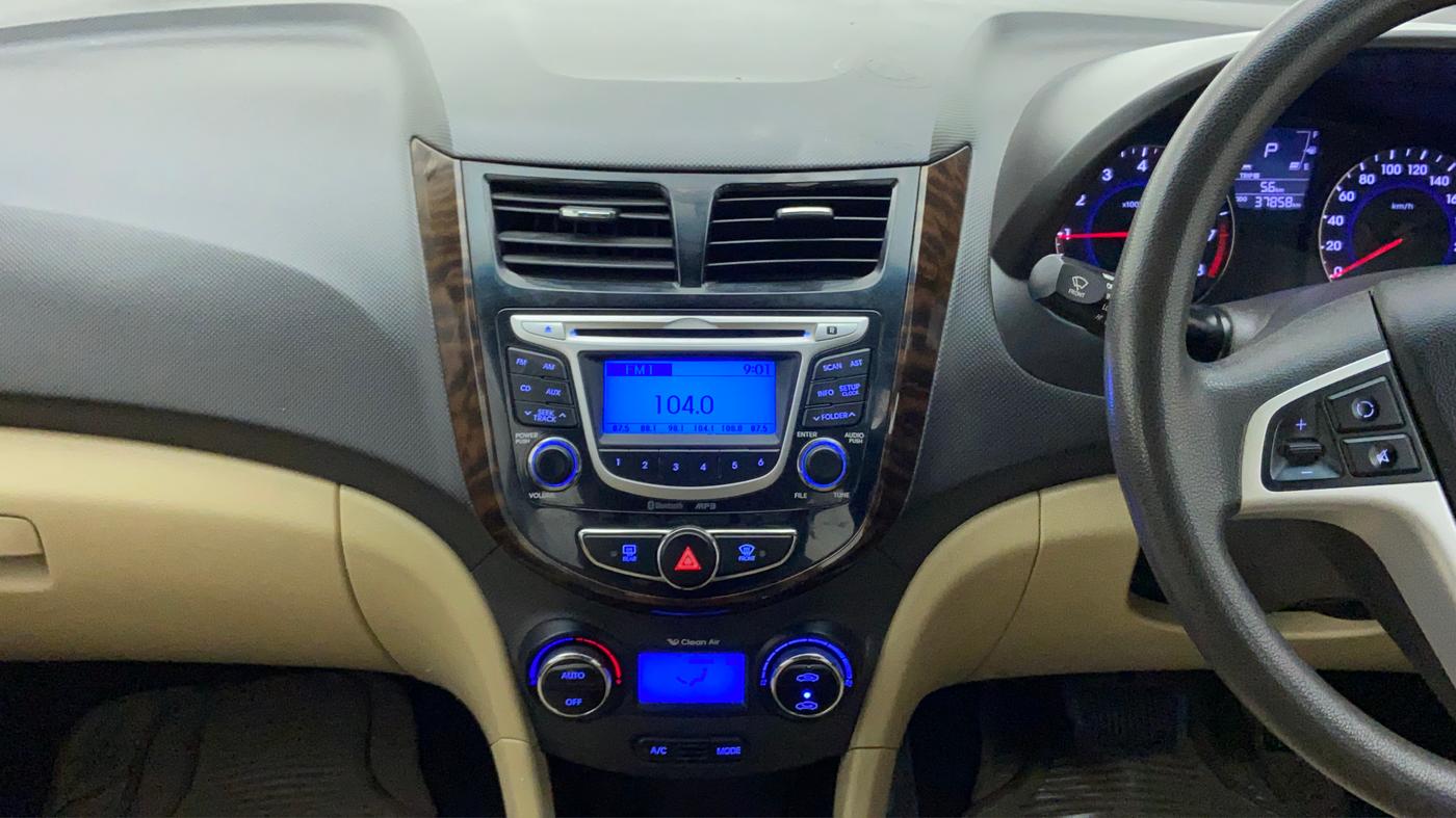 2014 Hyundai Verna FLUIDIC 1.6 VTVT SX AT, CNG, Automatic, 38,034 km, Air Conditioner