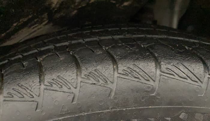 2021 Hyundai ALCAZAR PLATINUM 1.5 MT 7STR, Diesel, Manual, 48,793 km, Left Rear Tyre Tread