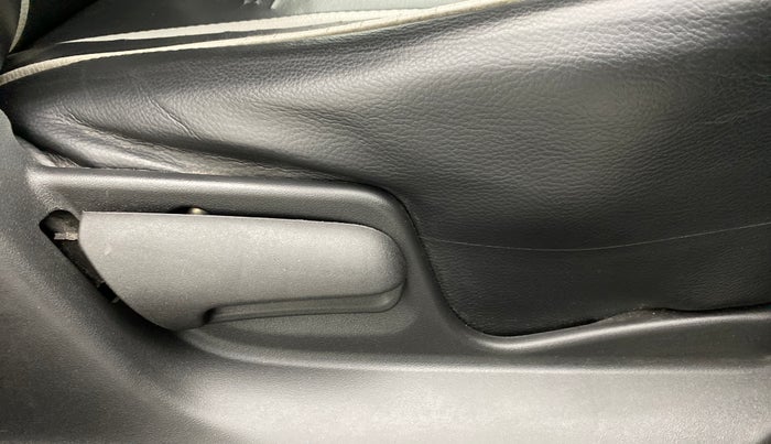 2012 Maruti Swift VDI, Diesel, Manual, 97,437 km, Driver Side Adjustment Panel
