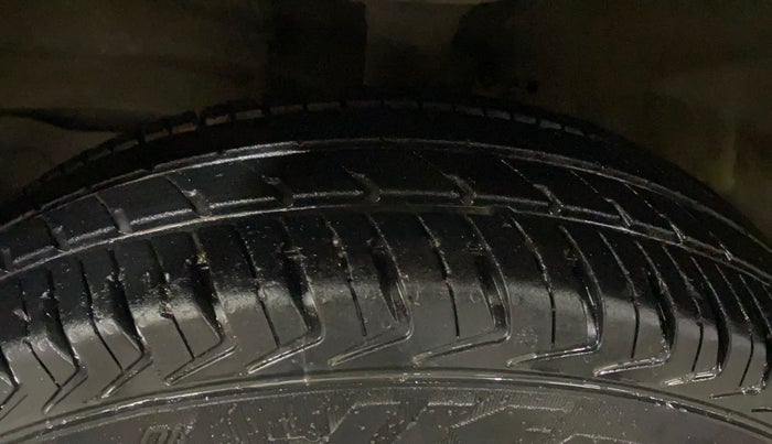 2022 Maruti Alto K10 VXI, Petrol, Manual, 37,595 km, Left Front Tyre Tread