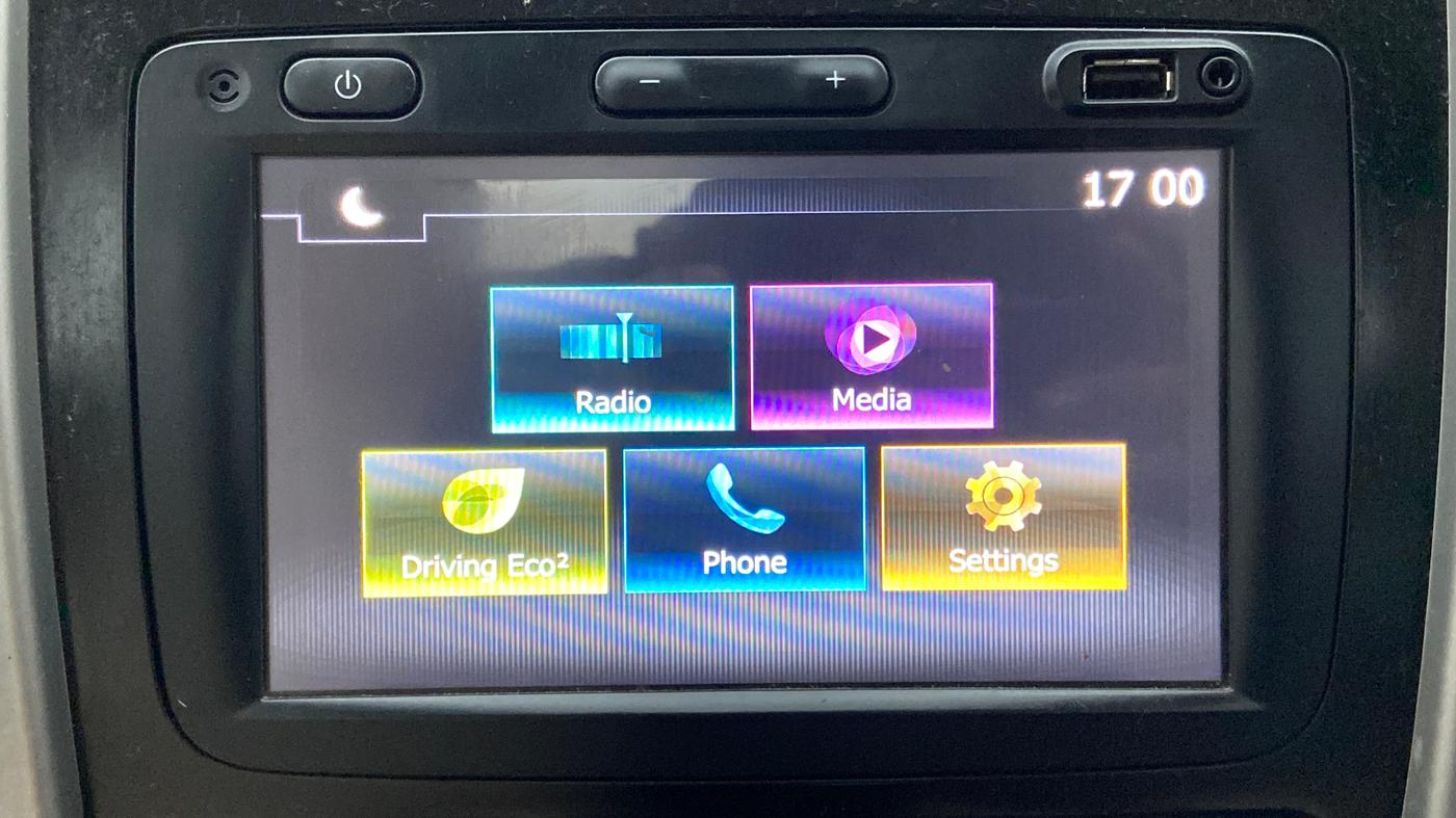 2020 Renault Duster RXZ 1.3 TURBO PETROL MT, Petrol, Manual, 1,05,742 km, Infotainment System