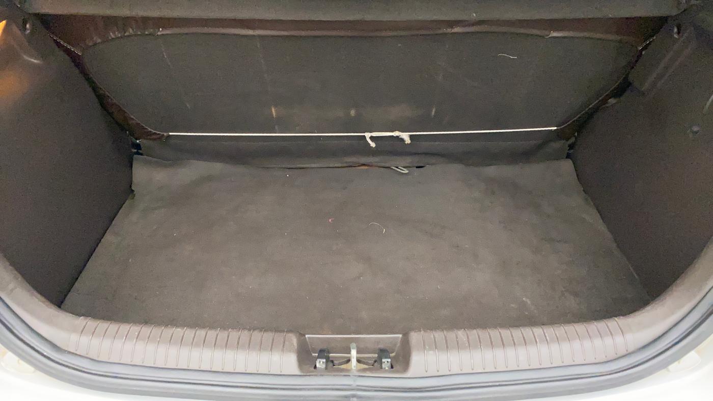 2011 Hyundai i20 MAGNA (O) 1.2, Petrol, Manual, 72,523 km, Boot Inside