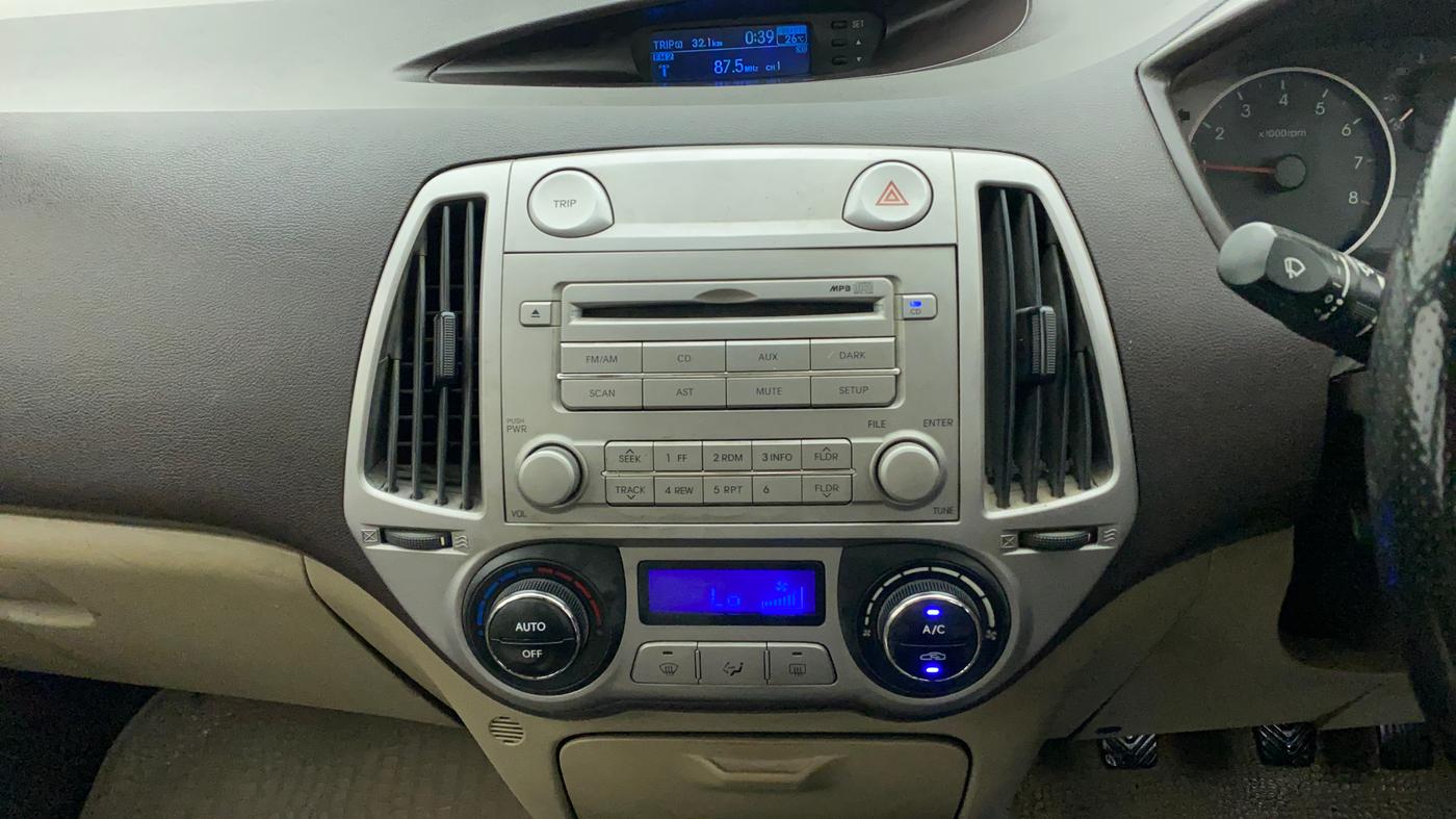 2011 Hyundai i20 MAGNA (O) 1.2, Petrol, Manual, 72,523 km, Air Conditioner