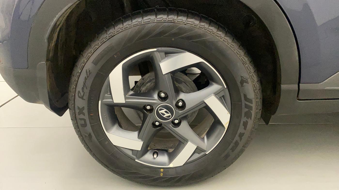 2019 Hyundai VENUE SX 1.0 (O) TURBO, Petrol, Manual, 45,750 km, Right Rear Wheel
