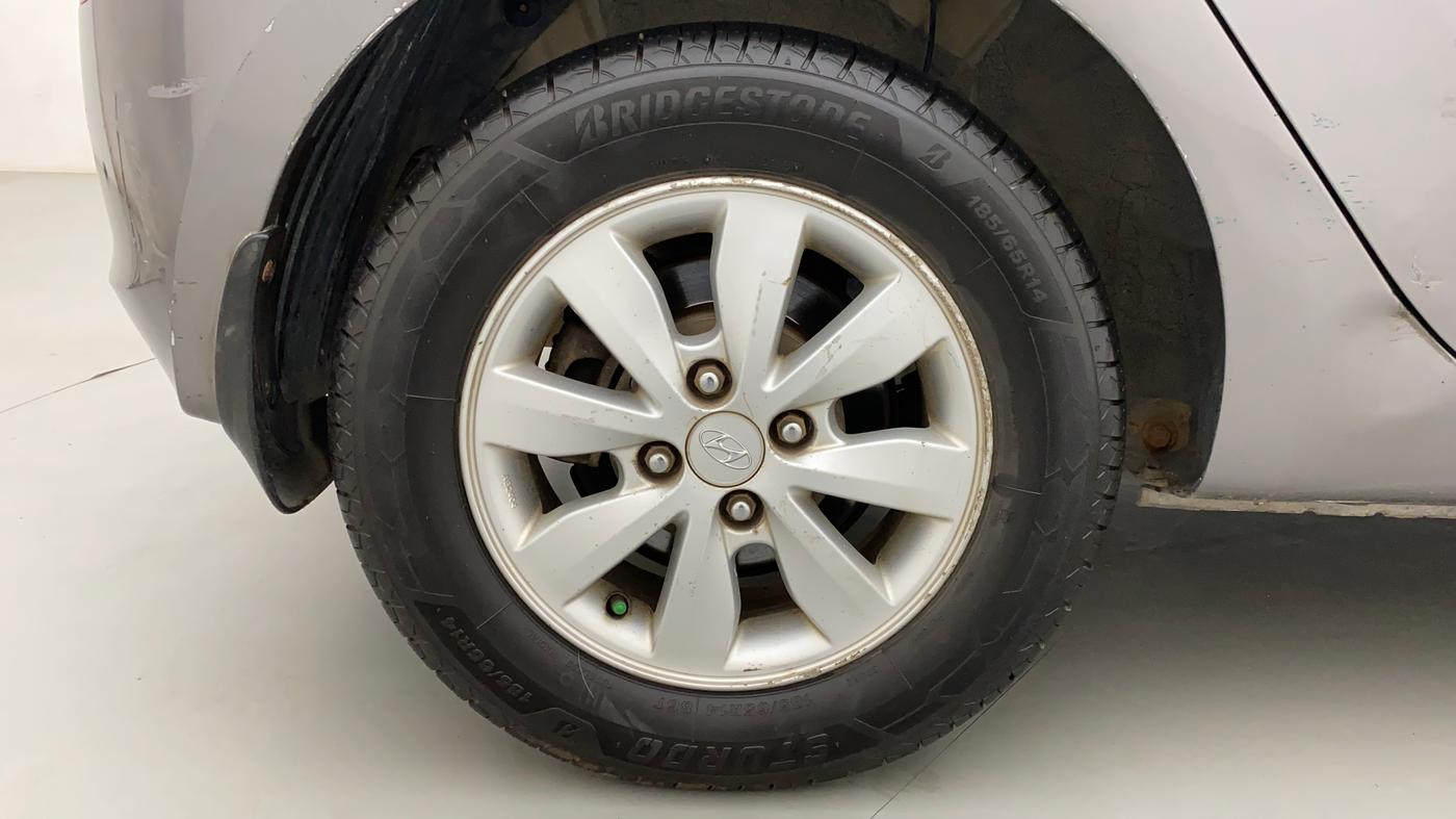 2012 Hyundai i20 ASTA 1.4 CRDI, Diesel, Manual, 1,29,005 km, Right Rear Wheel
