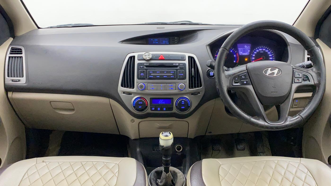 2012 Hyundai i20 ASTA 1.4 CRDI, Diesel, Manual, 1,29,005 km, Dashboard