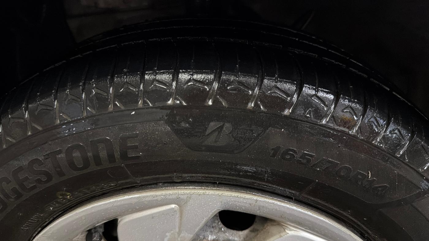 2019 Hyundai NEW SANTRO SPORTZ CNG, CNG, Manual, 79,405 km, Left Front Tyre Tread