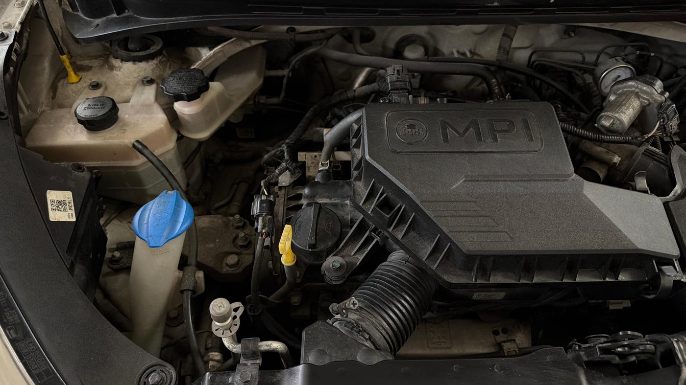2019 Hyundai NEW SANTRO SPORTZ CNG, CNG, Manual, 79,405 km, Engine View - Right