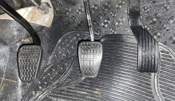 2022 Tata PUNCH CREATIVE  MT, Petrol, Manual, 50,353 km, Pedals